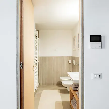 Duplex Di Charme In Centro Como, A 100 Mt Dal アパート